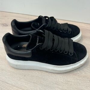 Alexander McQueen's Black Suede Sneakers Woman's